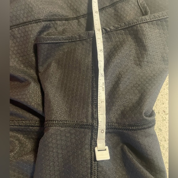 Lululemon Hotty Hot Short 4” - Picture 13 of 14